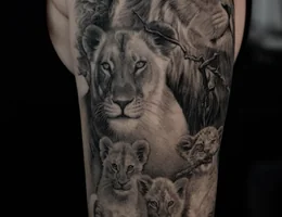 JRH. GALLERY Tattoostudio