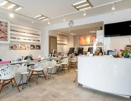 QBL Nail Salon - Q Beautiful Life